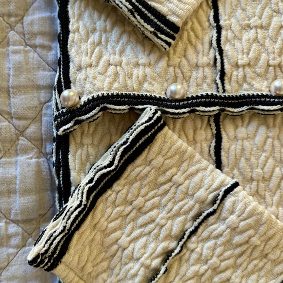 Sandro Cropped Jacket, Cream with Black Stripe and Pearl Buttons. Large. New. - Picture 12 of 15